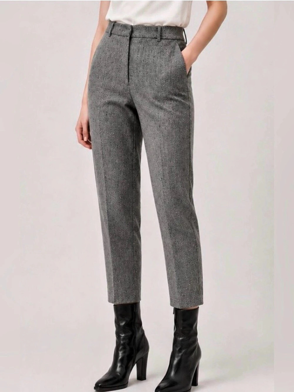 Wilfred Jallade High Rise Pant Houndstooth Straight Leg Pants in Gray 10